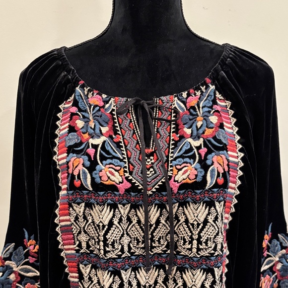 Johnny Was Claude Black Velvet Embroidered Peasant Tunic - Picture 3 of 11